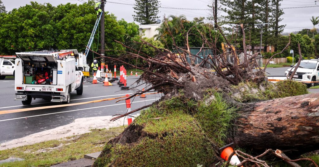 Alfred, bukan lagi topan tropis, masih mengancam Australia dengan banjir